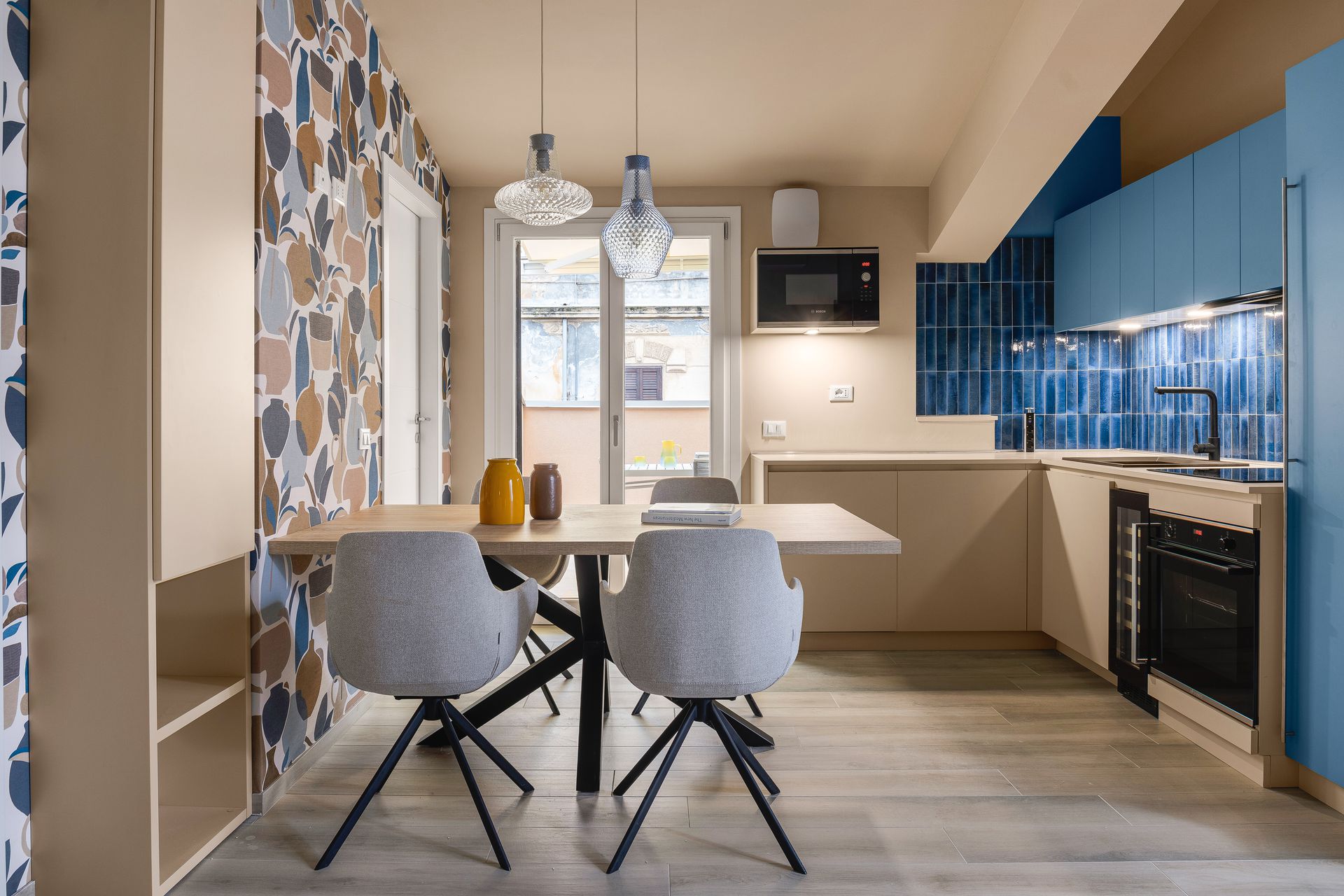 Interni mediterranei La casa siciliana per l'estate