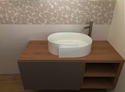 Bagno in stile moderno di 5 di SuMisura Architetti