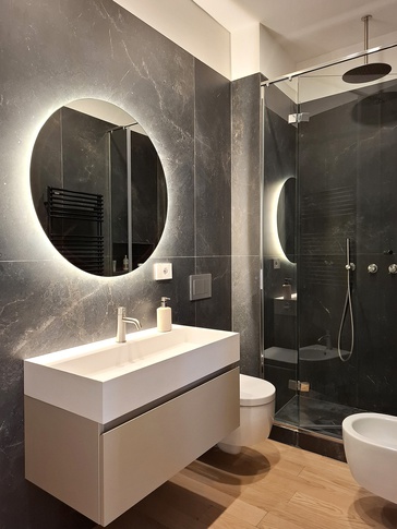 Bagno in stile contemporaneo di 4 di Colandrea Bausano Architetti Bagno in stile contemporaneo di 4 di Colandrea Bausano Architetti