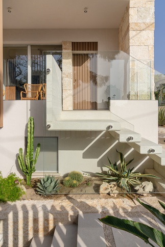 Giardino in stile mediterraneo di 126 di Francesco Cardano Interior Designer Giardino in stile mediterraneo di 126 di Francesco Cardano Interior Designer