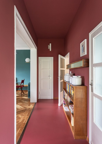 Corridoio in stile anni '50 di 5 di TGA_Studio