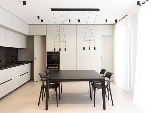 Open Space in stile contemporaneo di 40 di valeria ingrao architetto Open Space in stile contemporaneo di 40 di valeria ingrao architetto