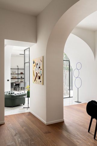Open Space in stile contemporaneo di 450 di Studiounoarchitettura