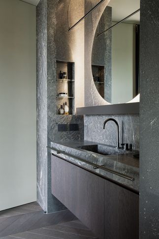 Bagno in stile minimal di 10 di Cariolato Arredamenti Bagno in stile minimal di 10 di Cariolato Arredamenti