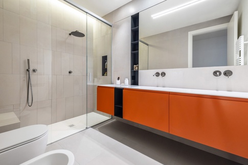Bagno in stile contemporaneo di 20 di Arredamenti Andalo Bagno in stile contemporaneo di 20 di Arredamenti Andalo