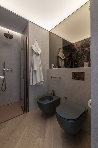 Bagno in stile contemporaneo di 8 di Francesco Cardano Interior Designer Bagno in stile contemporaneo di 8 di Francesco Cardano Interior Designer