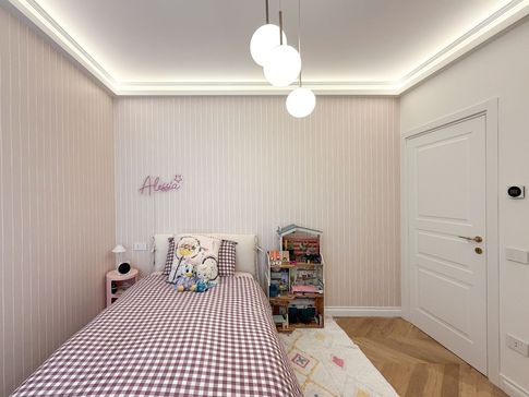 Cameretta Bambini in stile contemporaneo di 14 di Studio Gaetano Riccardelli