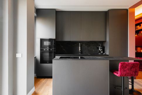 Cucina in stile glamour di 15 di Equus Architects Cucina in stile glamour di 15 di Equus Architects