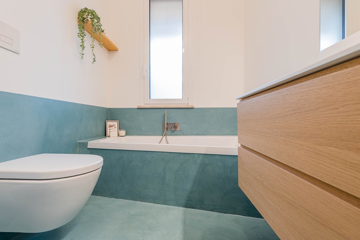 Bagno in stile contemporaneo di 8 di Micro Interior Design
