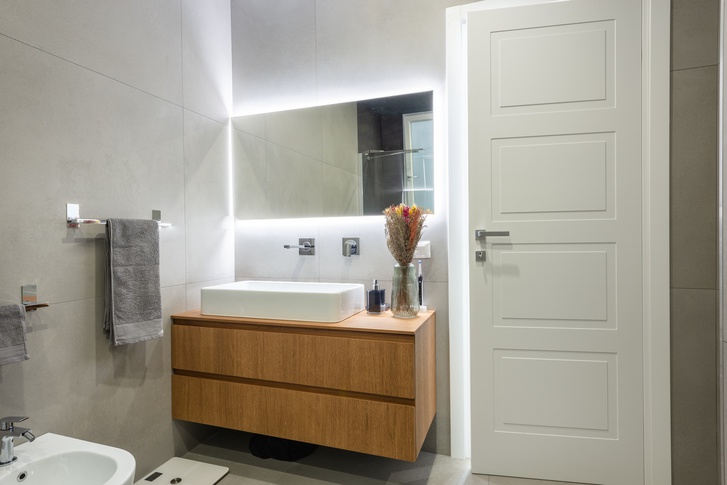 Bagno in stile contemporaneo di 8 di BB1 Architettura & Design