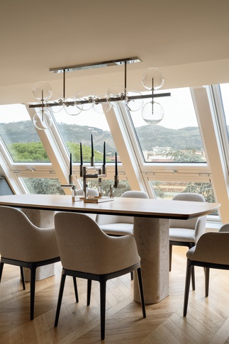 Soggiorno in stile contemporaneo di 50 di Studio Gaetano Riccardelli Soggiorno in stile contemporaneo di 50 di Studio Gaetano Riccardelli