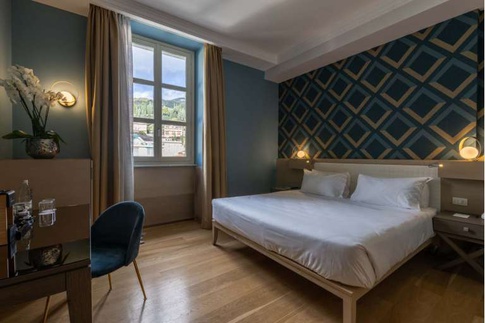 Camera da Letto in stile contemporaneo di 50 di FalegnamePerAmico Camera da Letto in stile contemporaneo di 50 di FalegnamePerAmico