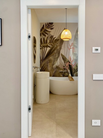 Bagno in stile contemporaneo di 6 di SuMisura Architetti