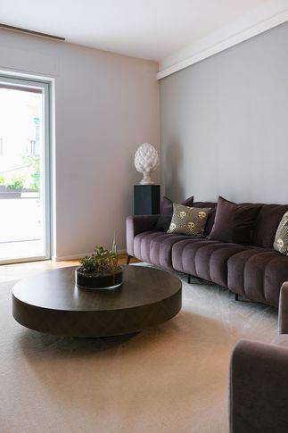 Open Space in stile contemporaneo di 50 di Michela Cordisco Studio