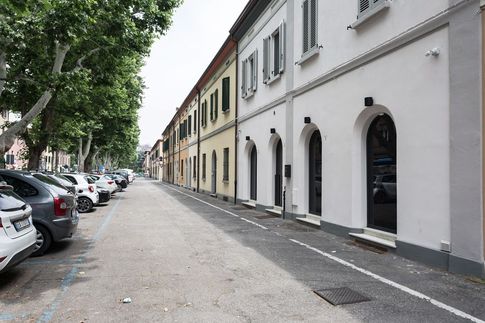 Facciata in stile moderno di null di VIU' STUDIO DI ARCHITETTURA