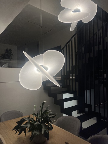 Sala da Pranzo in stile minimal di 70 di Diletta Castagna Studio