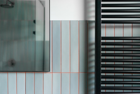 Bagno in stile british di 8 di Arch. Luca Caprioli Bagno in stile british di 8 di Arch. Luca Caprioli