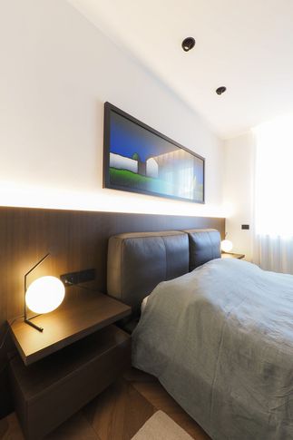 Camera da Letto in stile moderno di 12 di Desearq studio - architettura e interior design