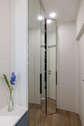 Bagno in stile iconico di 6 di Archifacturing - Sara Cimarelli & Giorgio Opolka architetti Bagno in stile iconico di 6 di Archifacturing - Sara Cimarelli & Giorgio Opolka architetti