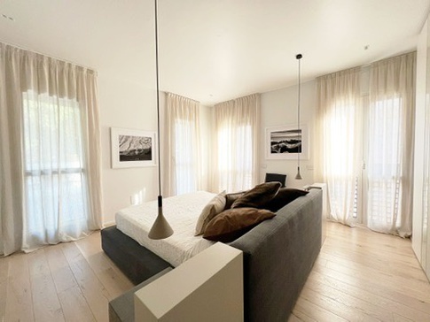 Camera da Letto in stile contemporaneo di 22 di MOA studio