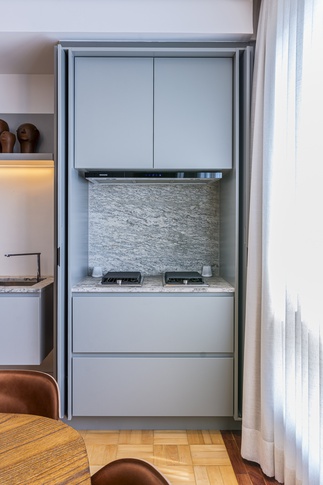 Soggiorno in stile moderno di 70 di Guzlive