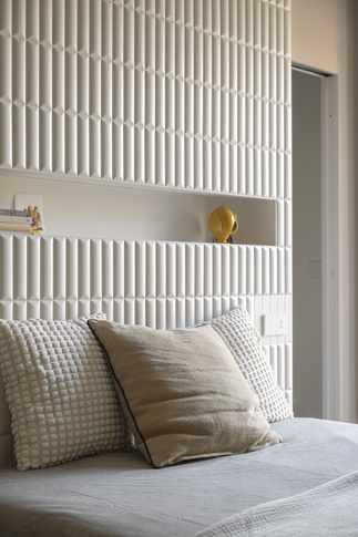 Camera da Letto in stile moderno di 18 di Michela Cordisco Studio