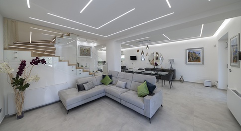 Open Space in stile moderno di 85 di Emanuele Tortorelli   architetto