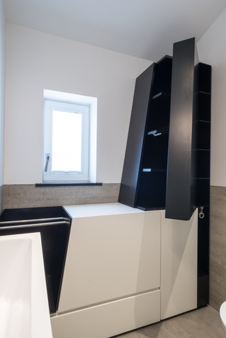 Bagno in stile contemporaneo di 6 di Paolo Basco Architetto Bagno in stile contemporaneo di 6 di Paolo Basco Architetto