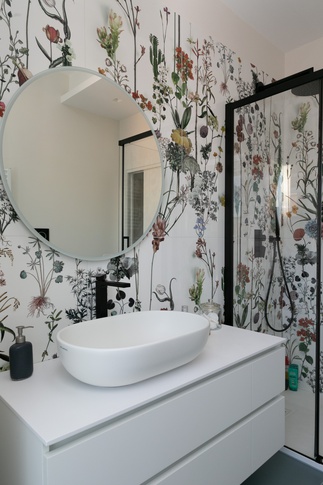 Bagno in stile moderno di 8 di zero6studio