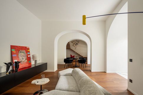 Open Space in stile contemporaneo di 450 di Studiounoarchitettura