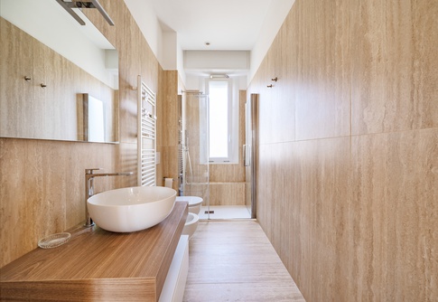 Bagno di Servizio in stile contemporaneo di 6 di Gianluca Chiocca Interior Design Studio