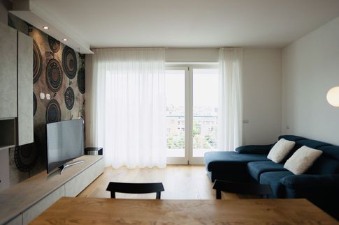 Open Space in stile contemporaneo di 34 di Rinnova Home 3d