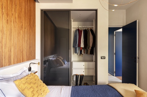 Camera da Letto in stile contemporaneo di 16 di Chantal Forzatti architetto Camera da Letto in stile contemporaneo di 16 di Chantal Forzatti architetto
