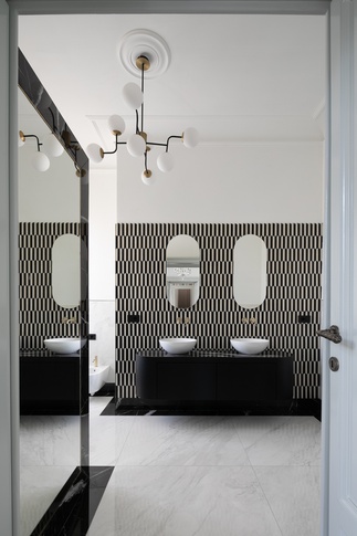Bagno in stile eclettico di 11 di 5.1 Code srl Bagno in stile eclettico di 11 di 5.1 Code srl