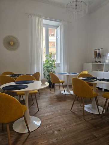Sala da Pranzo in stile classico di 18 di Alessandra Gambino Architetto - AGA