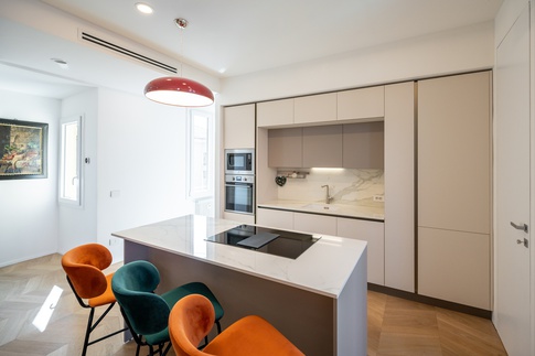 Open Space in stile contemporaneo di 45 di Colab Design