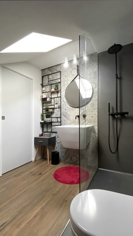 Bagno di Servizio in stile contemporaneo di 5 di kkarchitecture Bagno di Servizio in stile contemporaneo di 5 di kkarchitecture