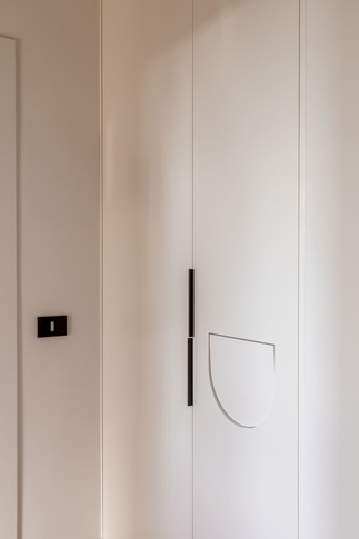 Corridoio in stile moderno di 5 di Arch. Martina Pozzi MP_archistudio