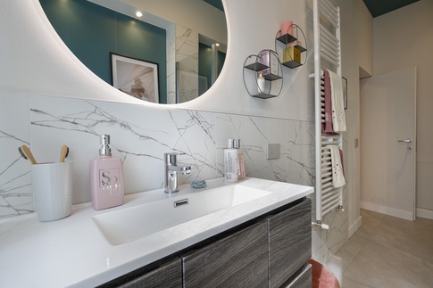 Bagno in stile contemporaneo di 6 di Arar Studio di Arar Muna Isabella Bagno in stile contemporaneo di 6 di Arar Studio di Arar Muna Isabella
