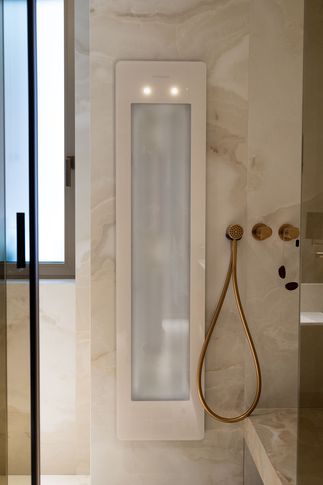 Bagno in stile contemporaneo di 10 di Salvatore Sito Interior Designer