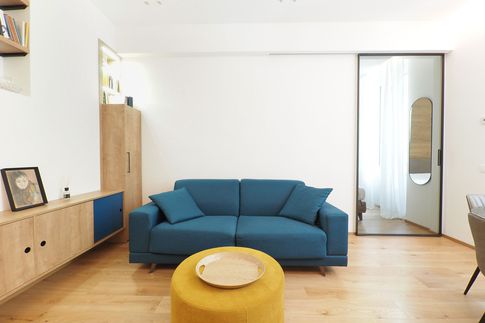 Soggiorno in stile scandinavo di 18 di Desearq studio - architettura e interior design Soggiorno in stile scandinavo di 18 di Desearq studio - architettura e interior design