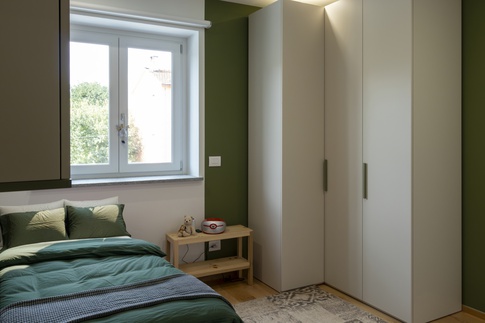 Cameretta Bambini in stile contemporaneo di 12 di Studio MAC