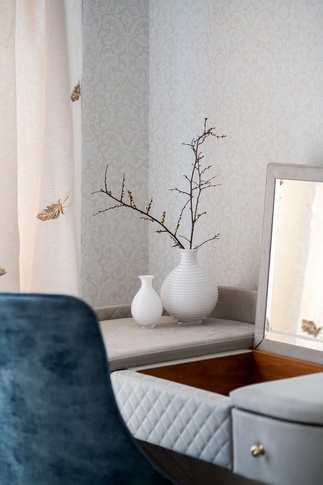 Camera da Letto in stile contemporaneo di 14 di Kashtanova Tatyana