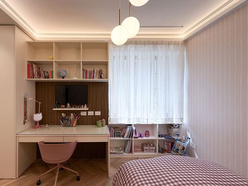 Cameretta Bambini in stile contemporaneo di 14 di Studio Gaetano Riccardelli