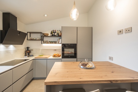 Cucina in stile moderno di 13 di Architetto Zavagnini Daniele