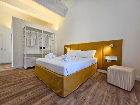 Camera da Letto in stile classico di 22 di Alessandra Gambino Architetto - AGA