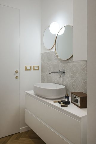 Bagno in stile contemporaneo di 4 di SMartSTUDIO
