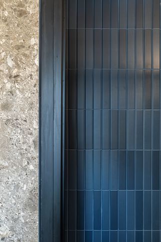 Bagno in stile eclettico di 8 di italo armone design studio