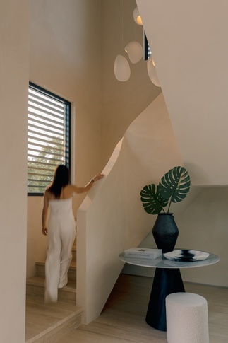 Ingresso in stile mediterraneo di 20 di Andrea Benedetti Architetto
