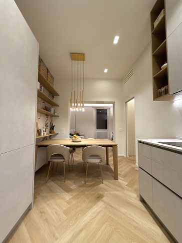 Cucina in stile contemporaneo di 13 di Ester Barboni architetto Cucina in stile contemporaneo di 13 di Ester Barboni architetto